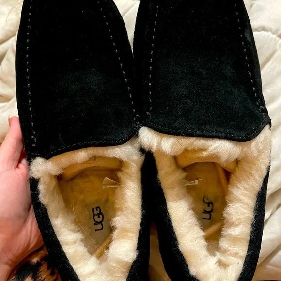UGG | Shoes | Ugg Size Brand New Slippers Male | Poshmark display picture 1